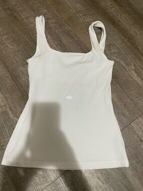 ALO Yoga Ribbed Cream-White Tank Top